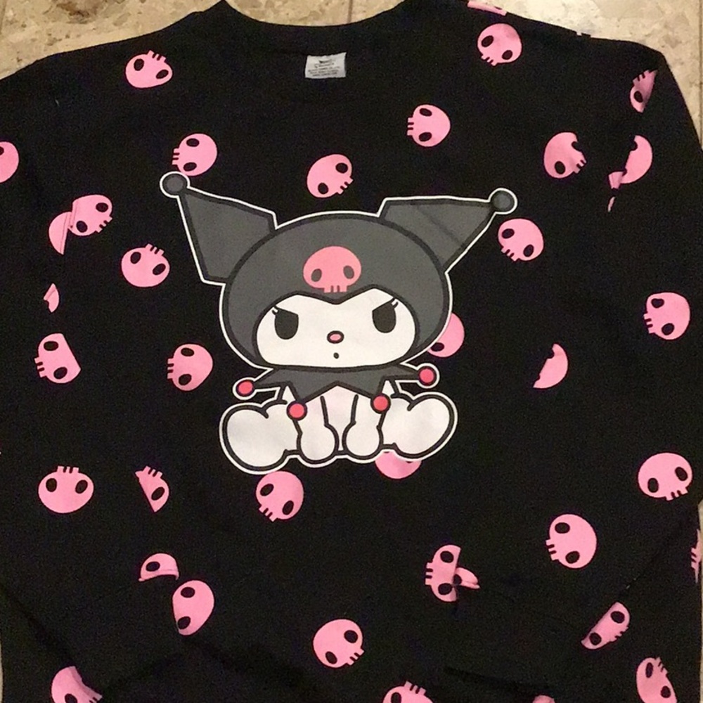 Sanrio Kuromi Halloween pink skulls long sleeve sweatshirt size Womens Medium